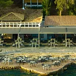 Wyndham Poseidon Hotel