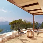 فندق Wyndham Poseidon 5*