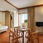 Wyndham Poseidon 5* لوتراكي