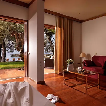 Wyndham Poseidon Hotel