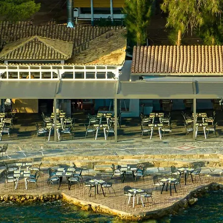 Wyndham Poseidon Hotel