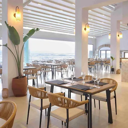 Wyndham Poseidon Hotel 5*