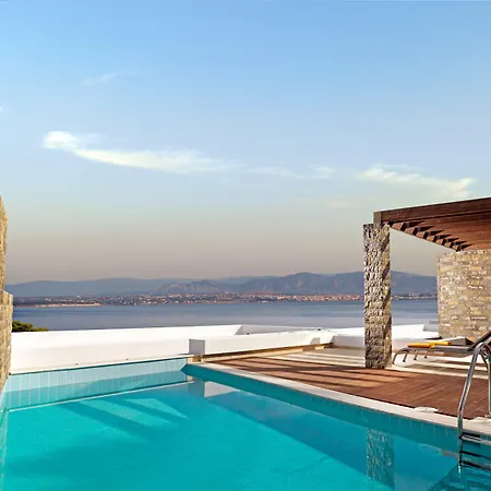 Wyndham Poseidon Hotel 5*