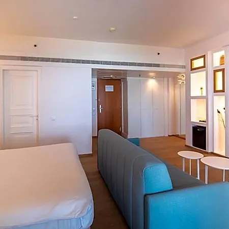 Wyndham Poseidon 5* Lutráki