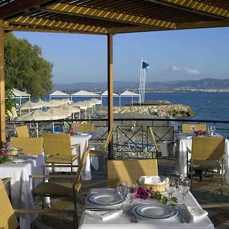 Wyndham Poseidon Hotel 5*