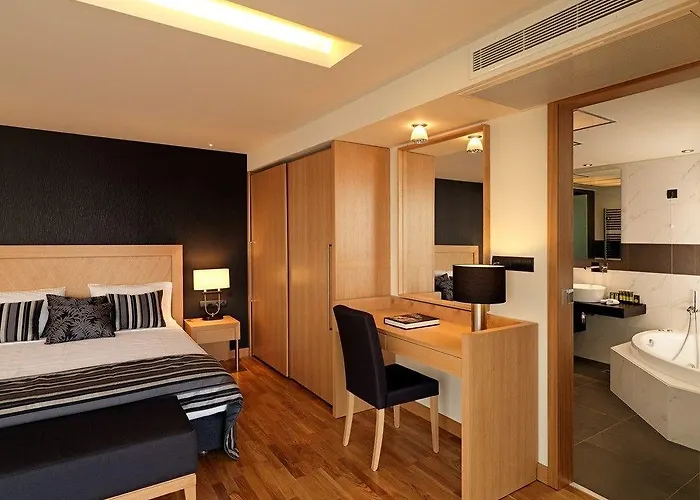 Hotel Wyndham Poseidon 5*