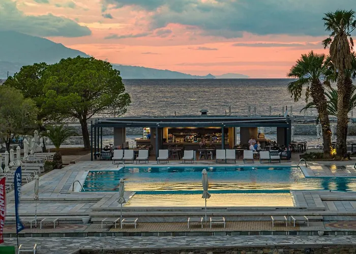 Hotel Wyndham Poseidon 5*