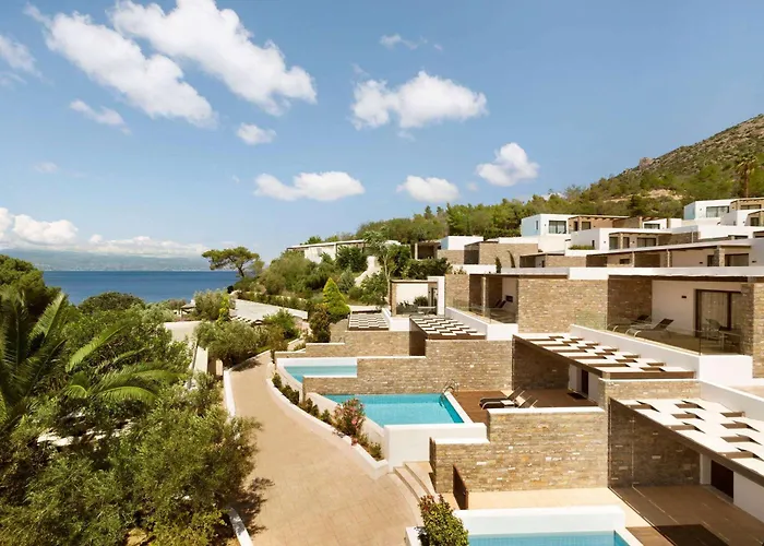 Wyndham Poseidon Hotel 5*