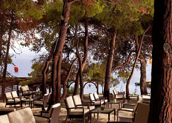 Wyndham Poseidon Hotel